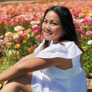 Meet your Posher, Aira